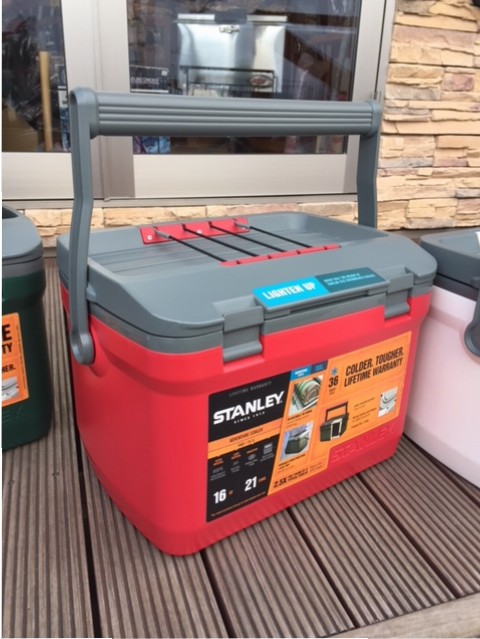 IMG_5399-stanley-cooler-red-5-h30-1-26