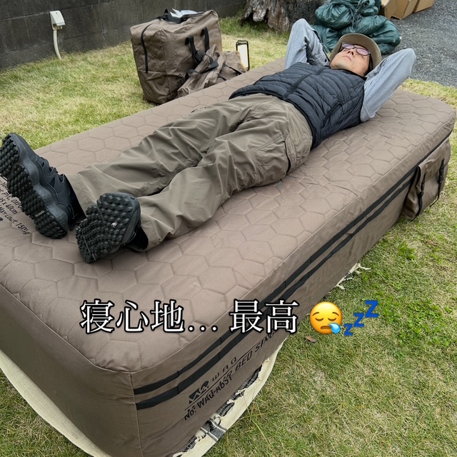 8D4EB5E4-86A6-446C-968A-E2E04F59C867